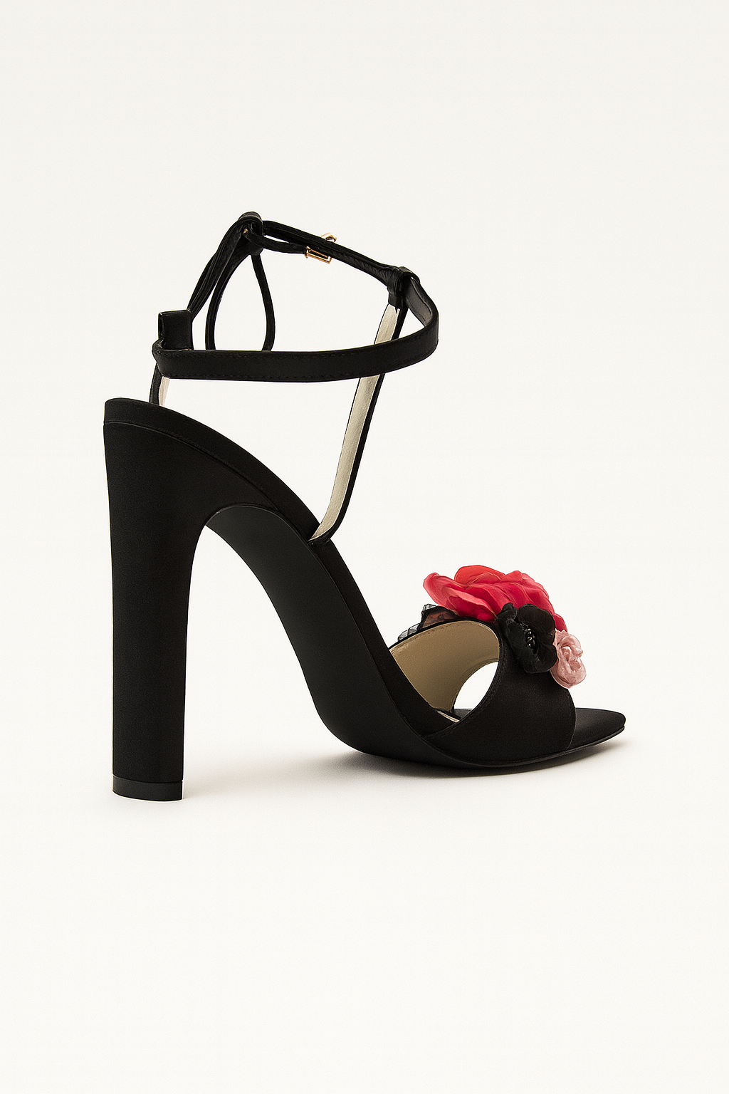 Amara Bloom Noir Heels